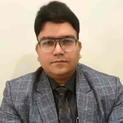 Dr. Nitin Arora