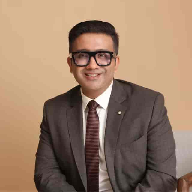 Dr. Ishad Aggarwal