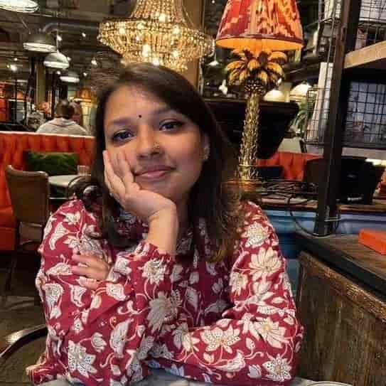 Dr. Maithreyi