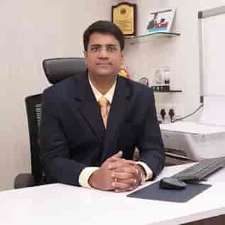 Dr. Tanay Prabhoo