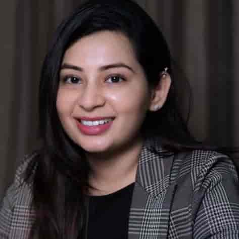 Dr. Roopa R