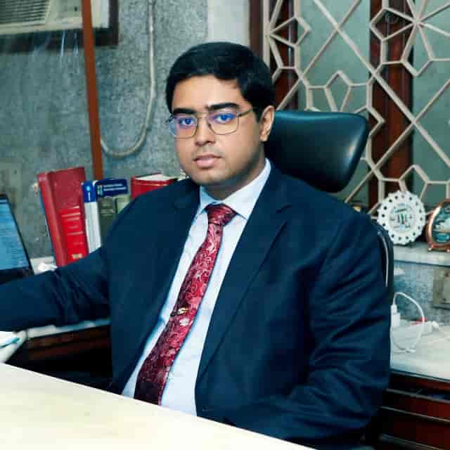 Dr. S. Banerjee