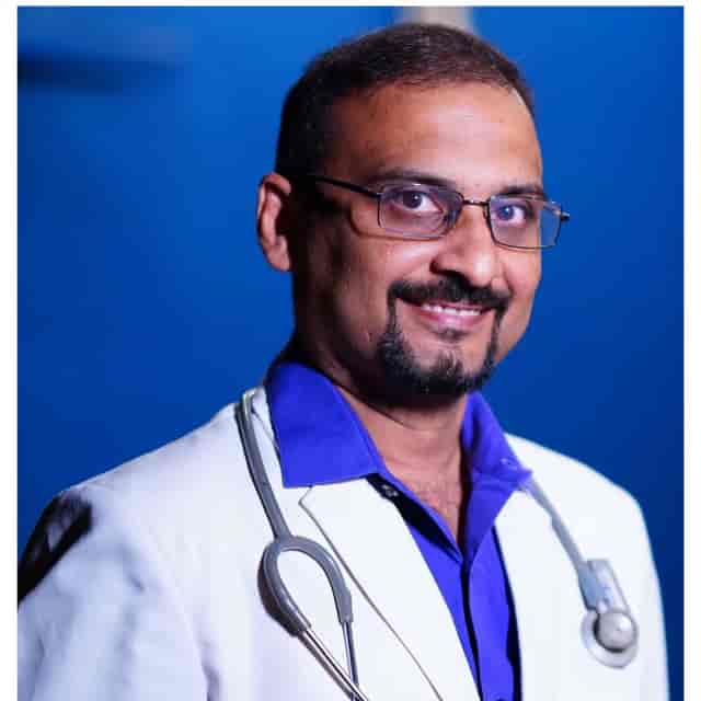 Dr. Ravi Daksh