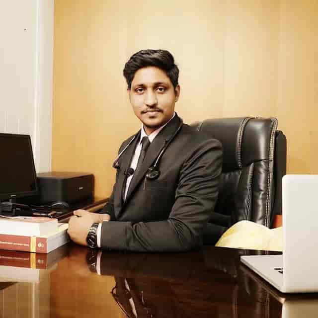 Dr. Muneeb Ahmed